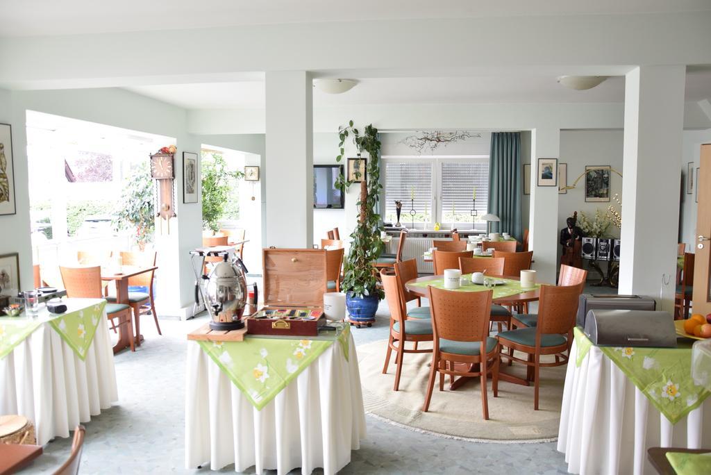 Niebuhrs Hotel Friedrichsdorf Extérieur photo