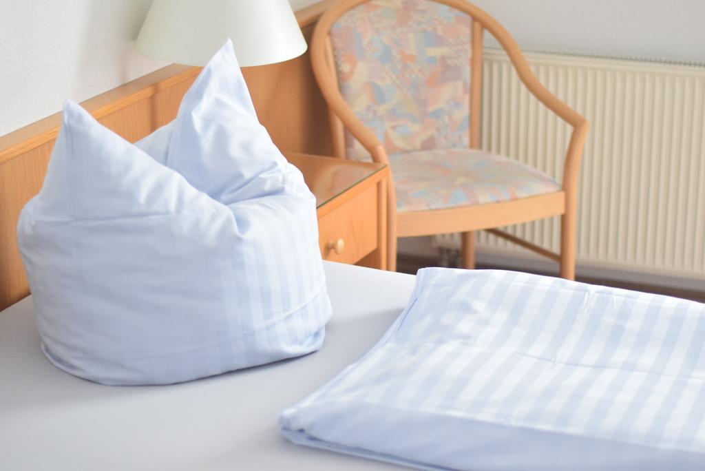 Niebuhrs Hotel Friedrichsdorf Extérieur photo