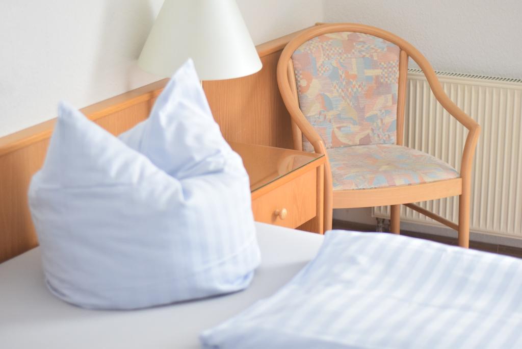 Niebuhrs Hotel Friedrichsdorf Extérieur photo