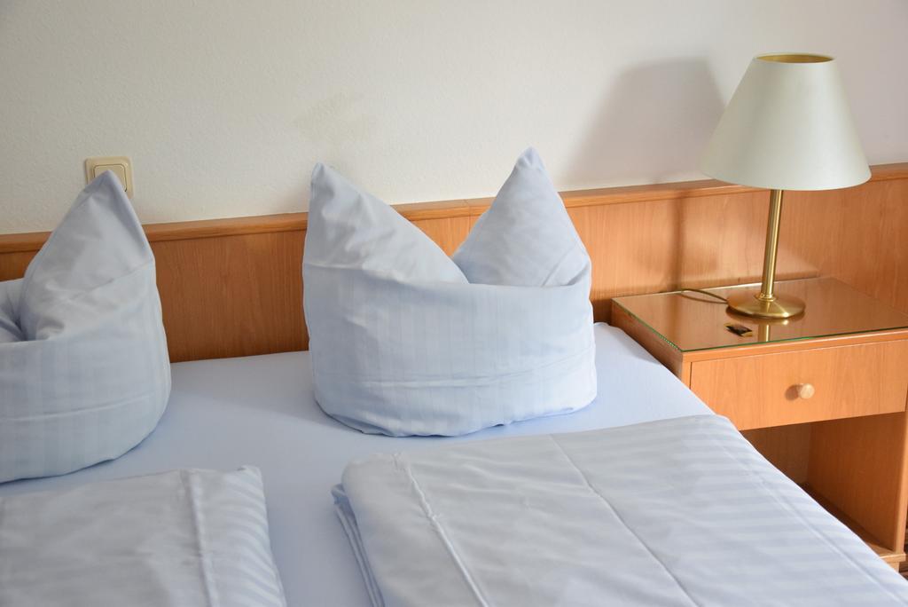 Niebuhrs Hotel Friedrichsdorf Extérieur photo