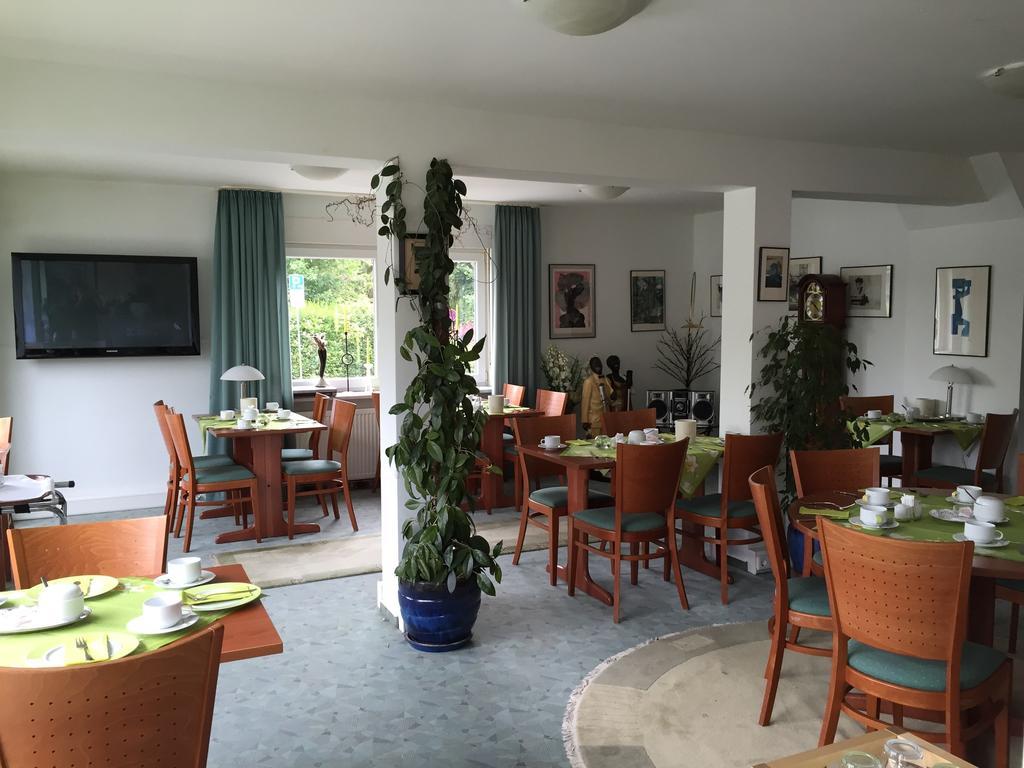Niebuhrs Hotel Friedrichsdorf Extérieur photo